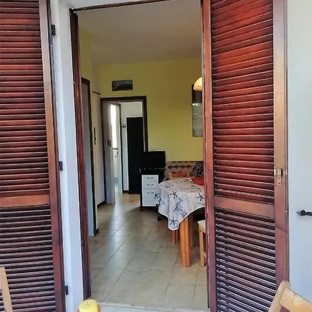 Bilocale In Tranquillo A דירה