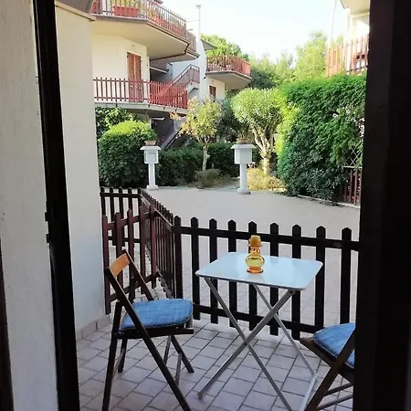 Bilocale In Tranquillo A דירה *